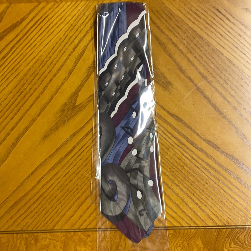 Chez Roffé Music Note Tie | UpBeat By Roffé - Picture 2 of 8